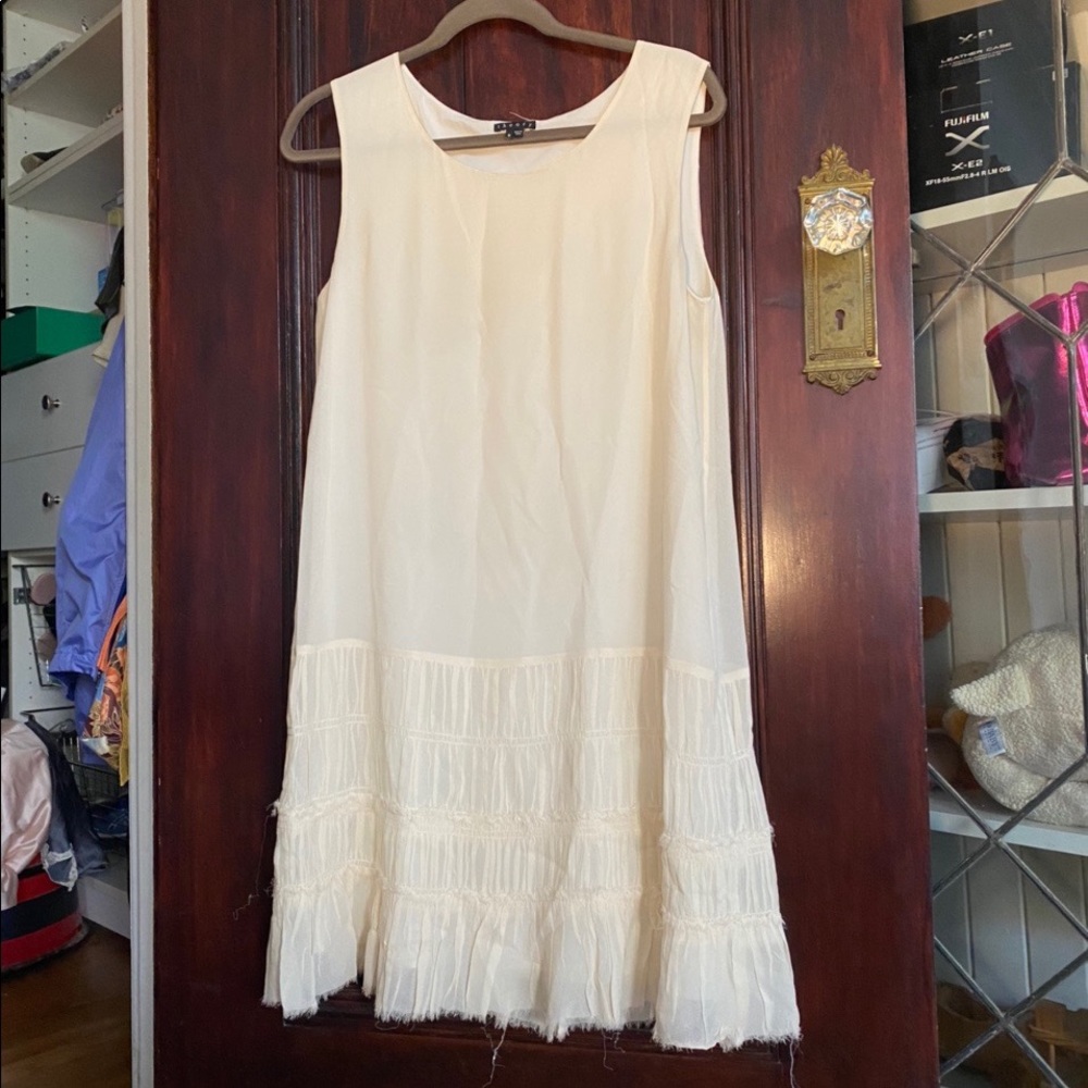 Theory ruffle layered white size 8 dress